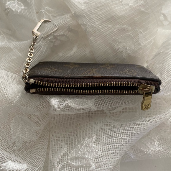 Louis Vuitton Brown Monogram Key pouch Cles - Picture 3 of 5